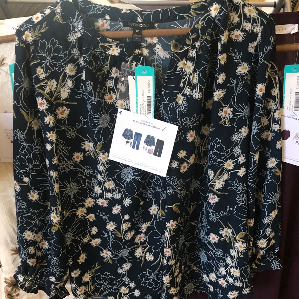 Floral Tie-Neck Blouse
